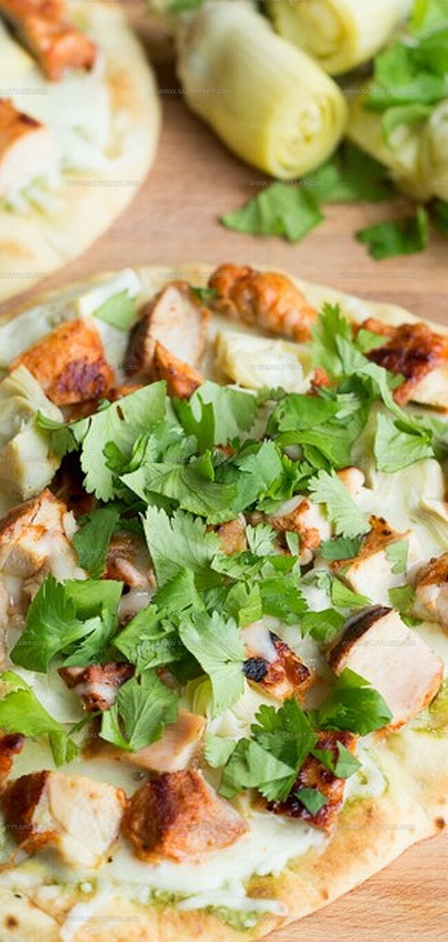 Ingredients to Prepare Tandoori Chicken Pizza