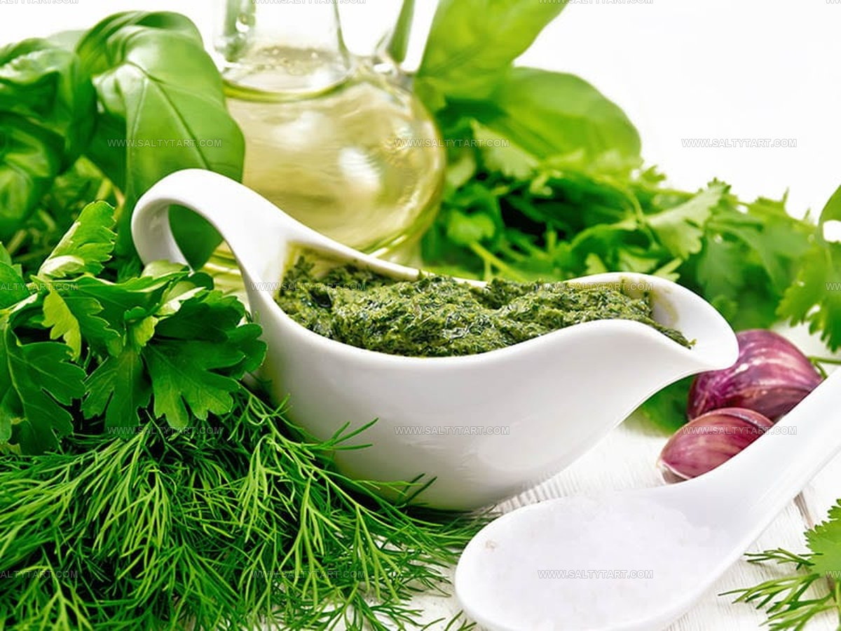 Basil or Parsley: Your Go-To Herb Guide
