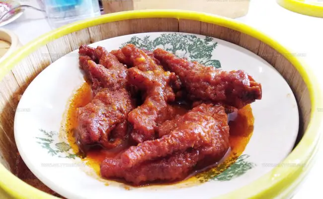 Steamed Chicken Feet (Feng Zhao)