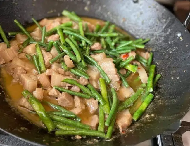 Pork Ginataan (Ginataang Baboy)