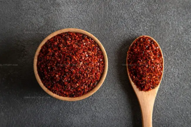 How To Adjust Spice Ratios When Switching From Hot Chili Powder To a Substitute?