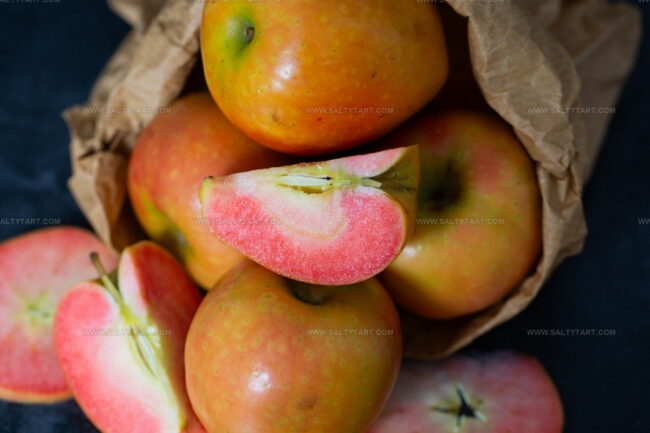 How Do Storage Methods Impact Apple Taste and Use Through the Winter?