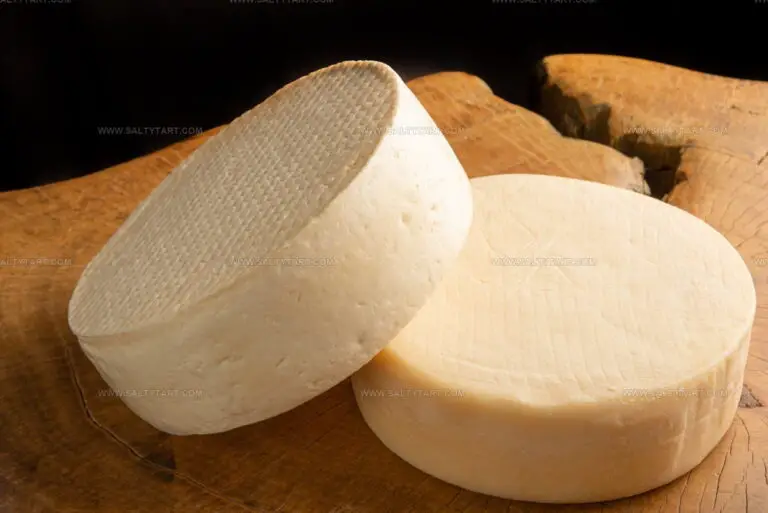 3 Kasseri Cheese Alternatives with Similar Texture